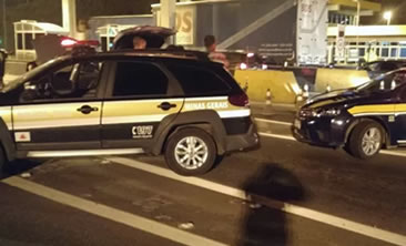/10406policia_2.jpg