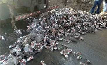 /10715latas_2.jpg