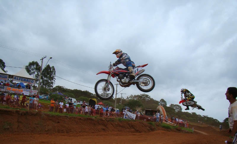 /12654motocross-peq.jpg