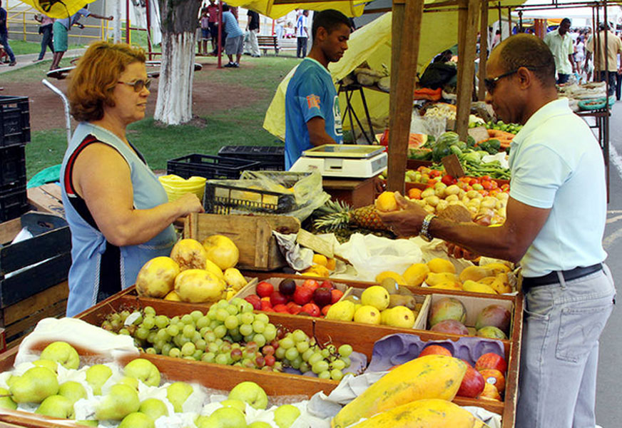 /13459feira-cp.jpg